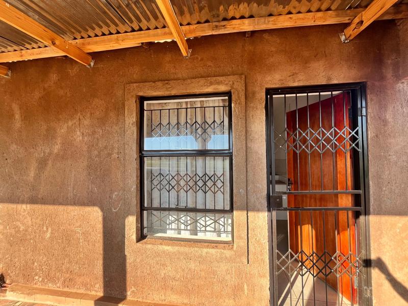 To Let 1 Bedroom Property for Rent in Kuruman Northern Cape